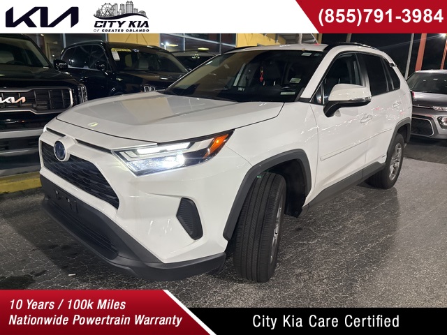 2022 Toyota RAV4 XLE