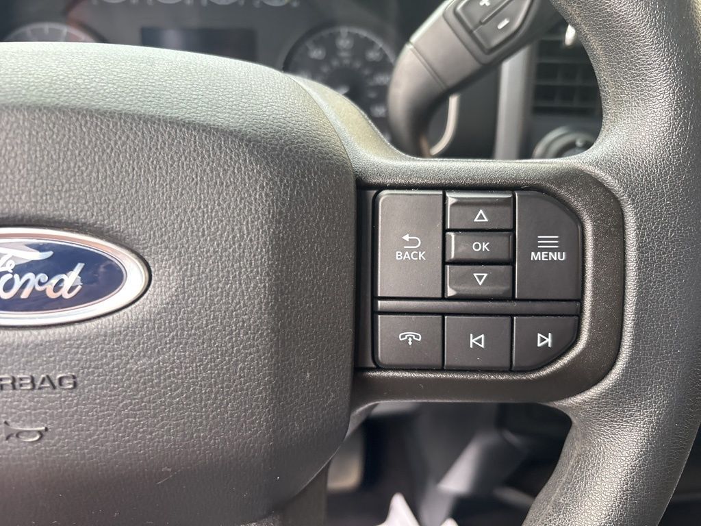 Used 2022 Black Ford XLT image 28