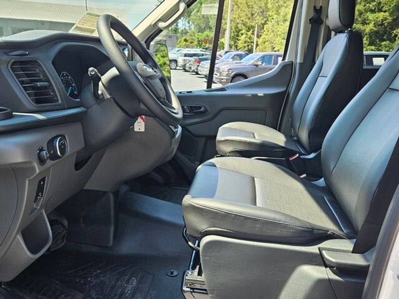 2025 Ford Transit XL photo 3