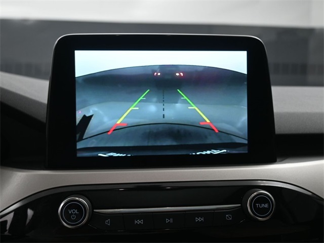 2022 Ford Escape SE photo 3