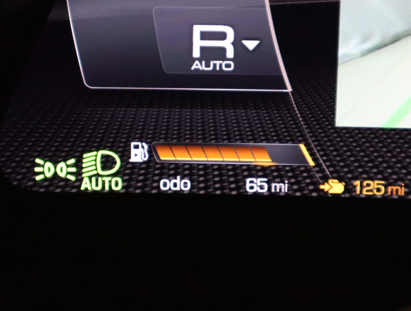 2025 Ferrari Roma Spider photo 34