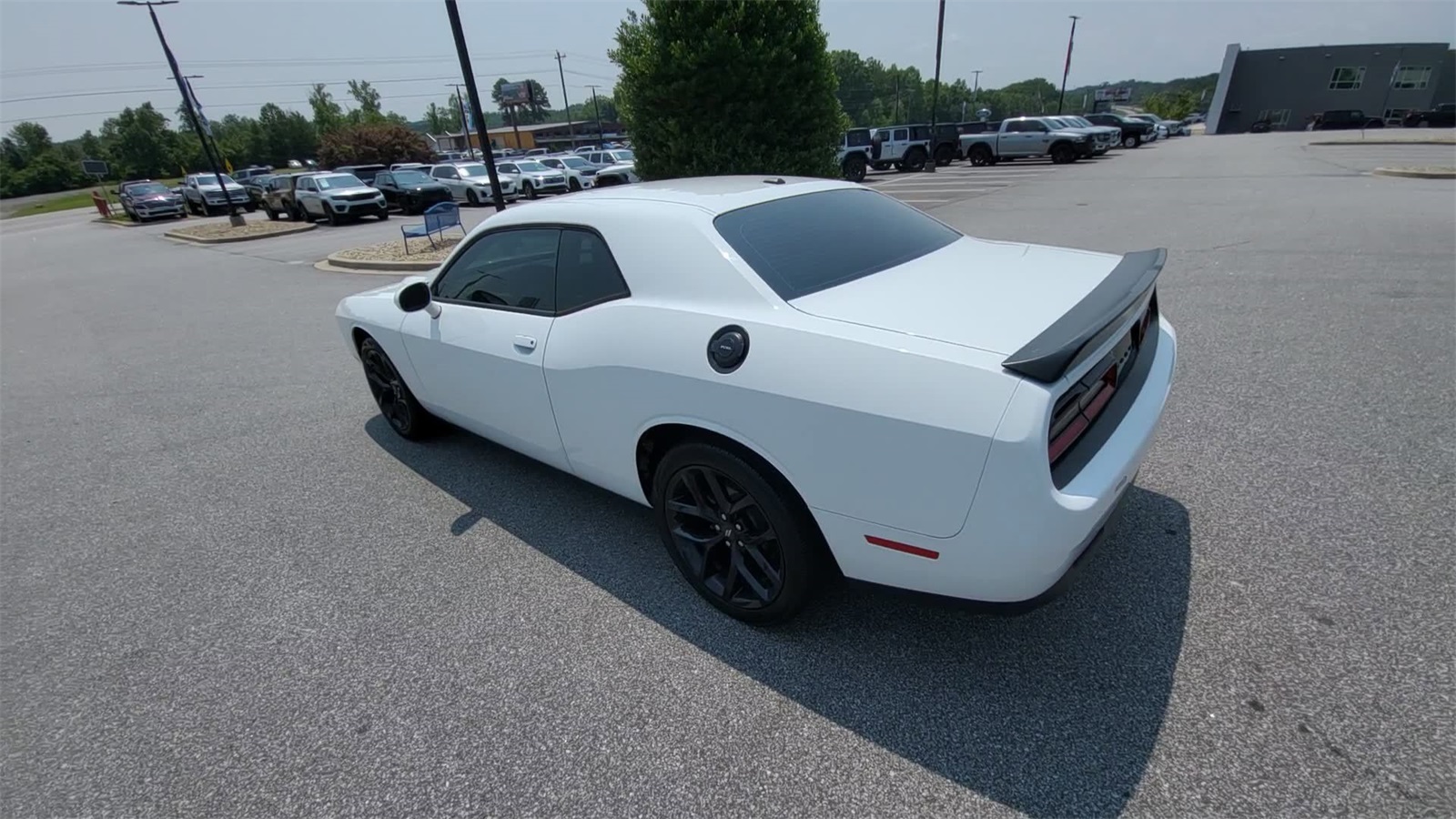 2020 Dodge Challenger SXT photo 3
