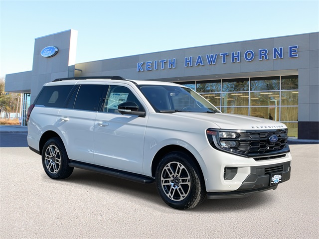 2025 Ford Expedition Active's photo