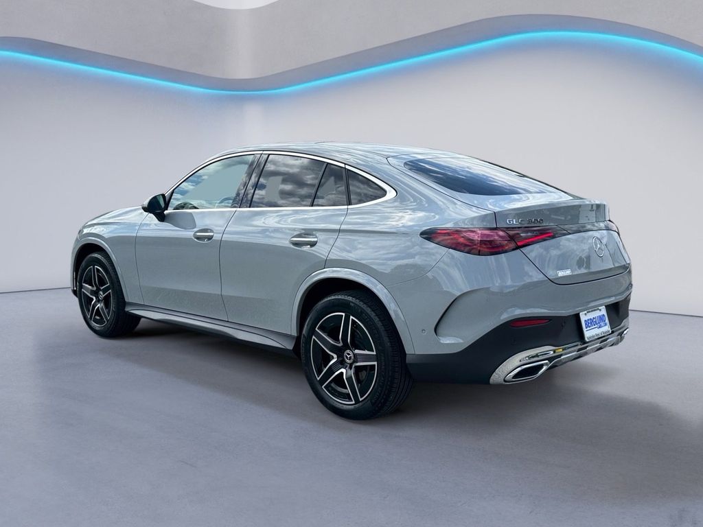 2025 Mercedes Benz GLC Coupe 300 4MATIC photo 5