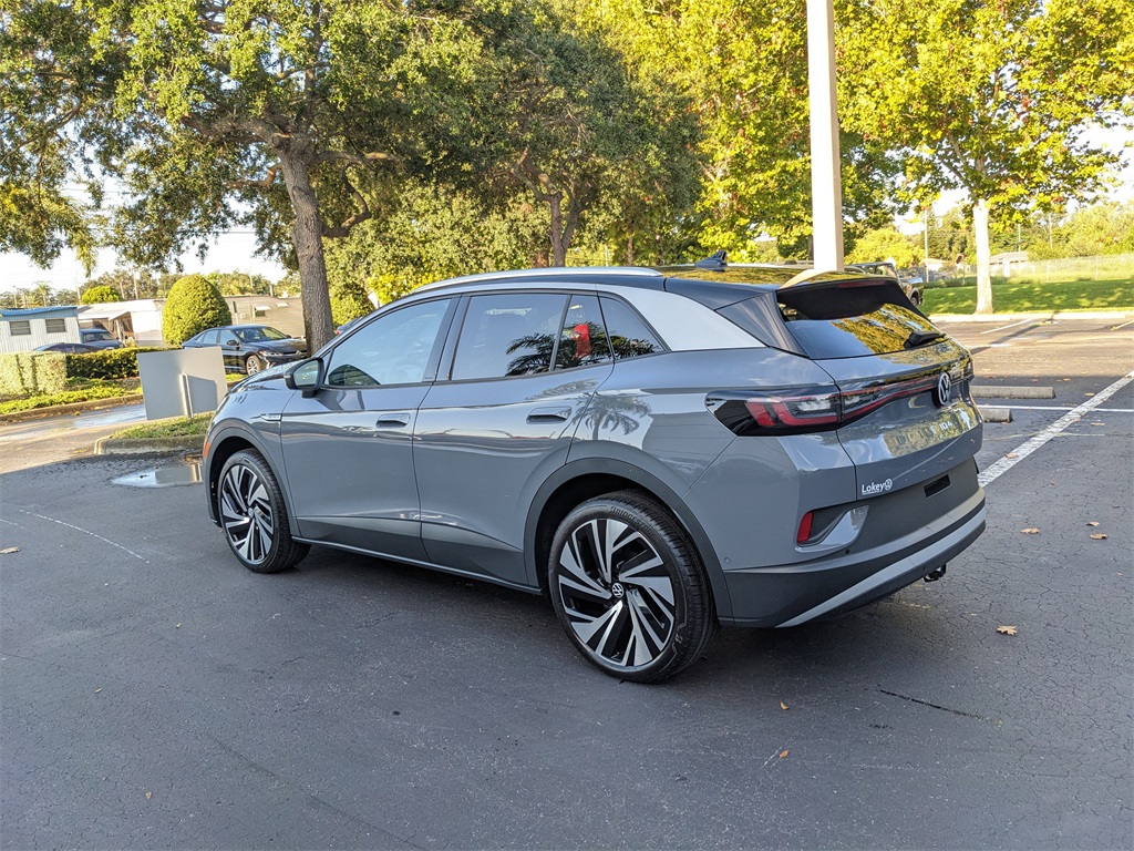 2025 Volkswagen ID.4 Pro Plus photo 4
