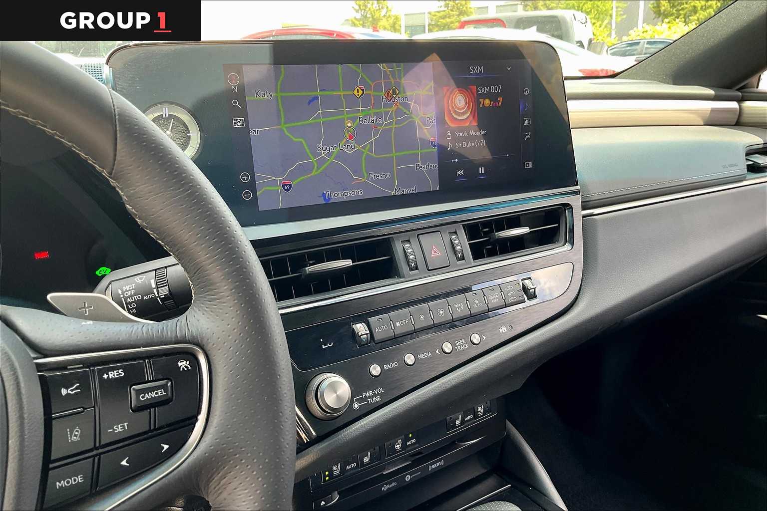 2022 Lexus ES F SPORT photo 5