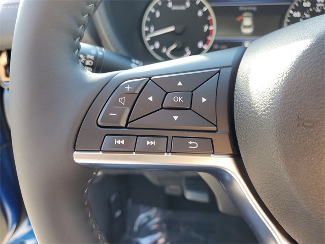 2025 Nissan Sentra SV photo 11