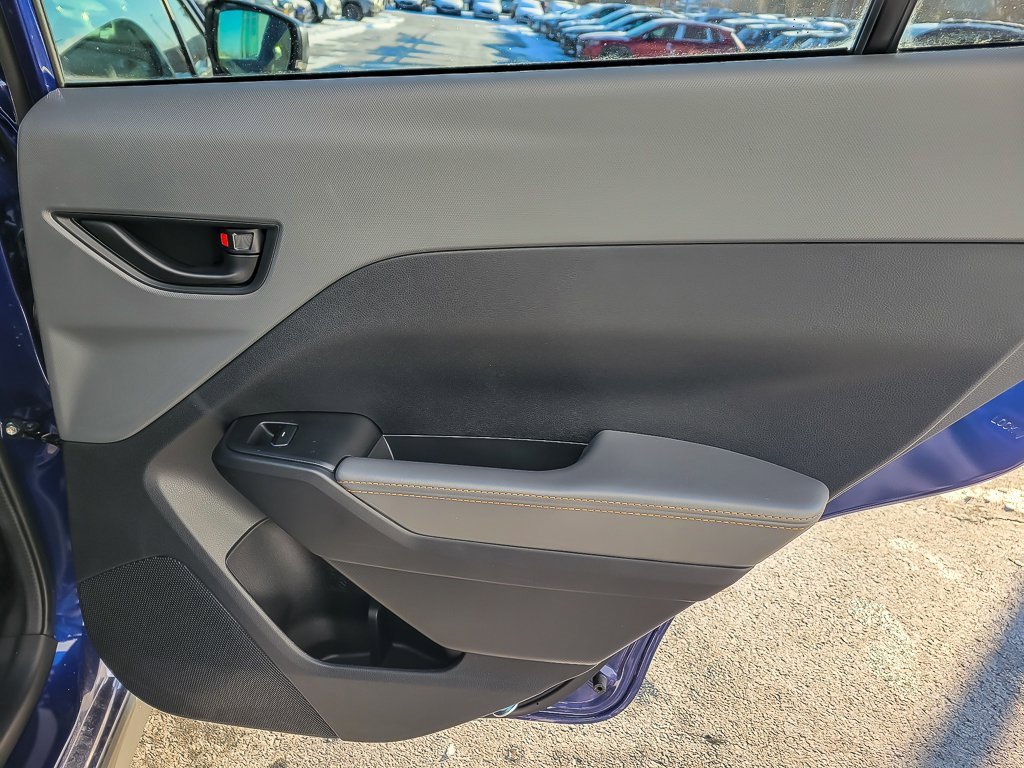 2025 SUBARU CROSSTREK - Image 18