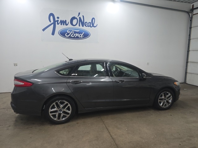 Used 2015 Ford Fusion SE with VIN 3FA6P0H77FR198582 for sale in Sellersburg, IN