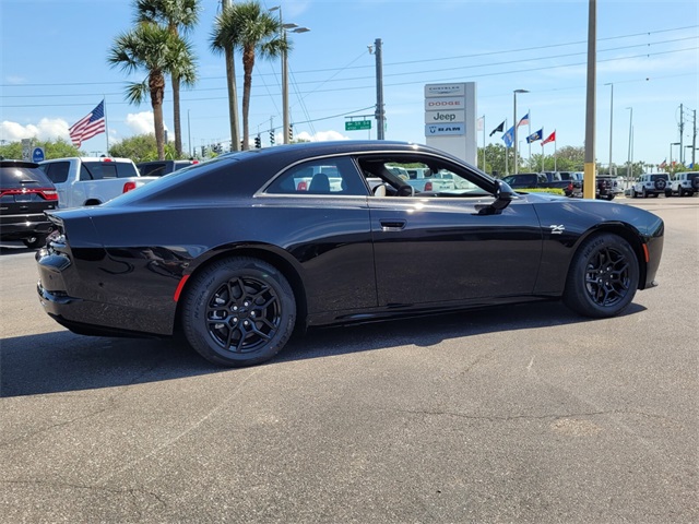 2025 Dodge Charger R/T photo 4