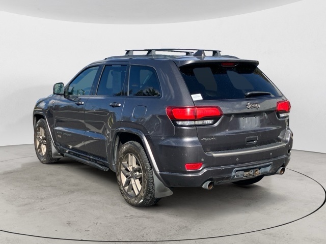 2016 Jeep Grand Cherokee Limited photo 2