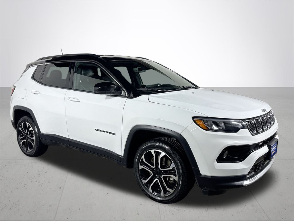 2023 Jeep Compass Limited photo 3