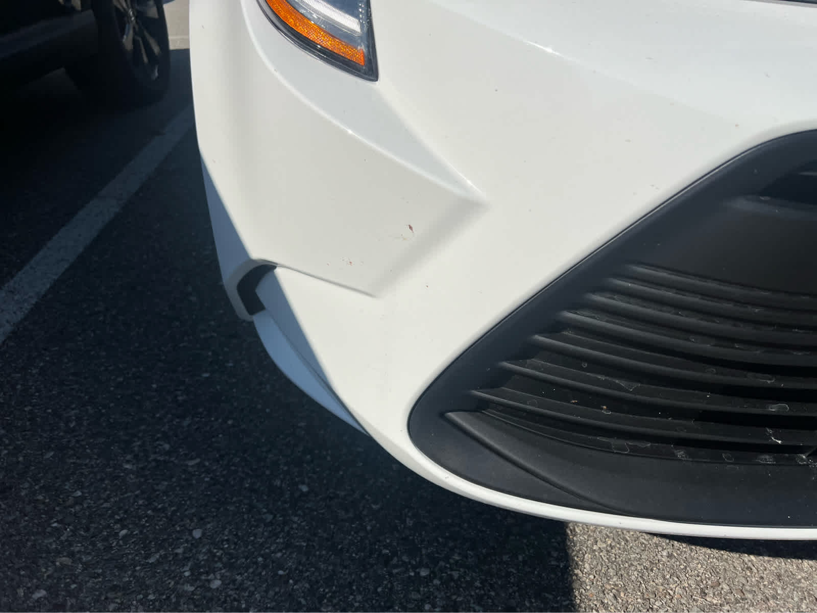 2024 Toyota Corolla LE photo 2