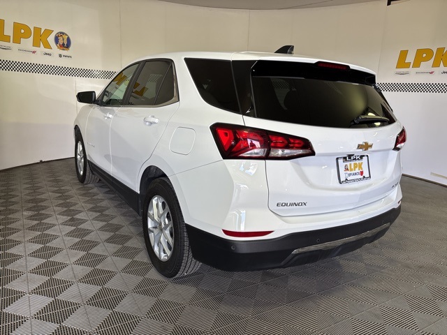 2024 Chevrolet Equinox LT photo 5