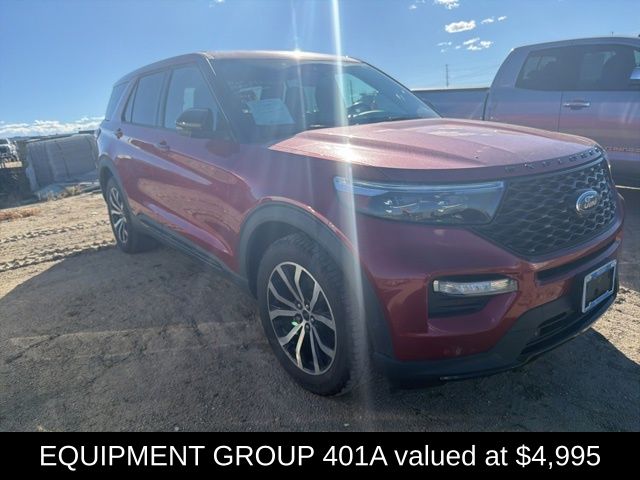 2021 Ford Explorer ST photo 3