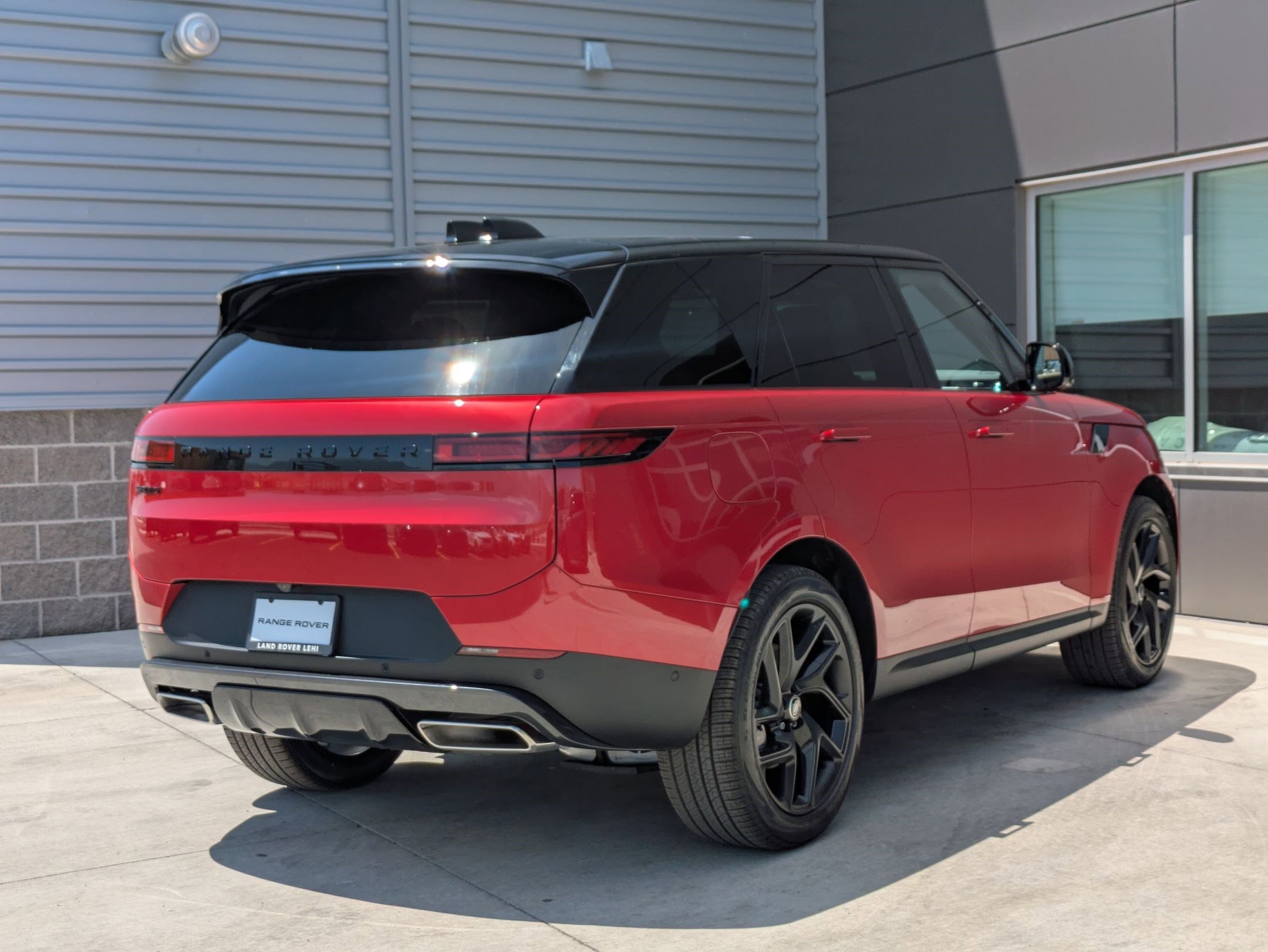 2025 Land Rover Range Rover Sport SE photo 5