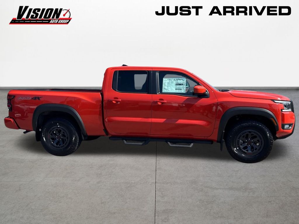 2025 Nissan Frontier PRO-4X photo 4