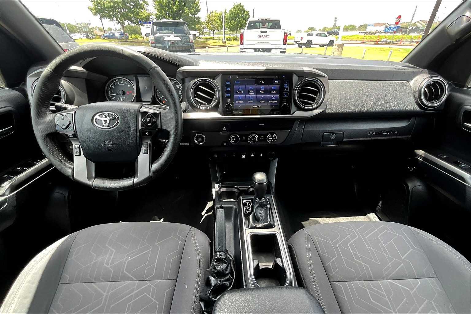 2019 Toyota Tacoma TRD photo 29
