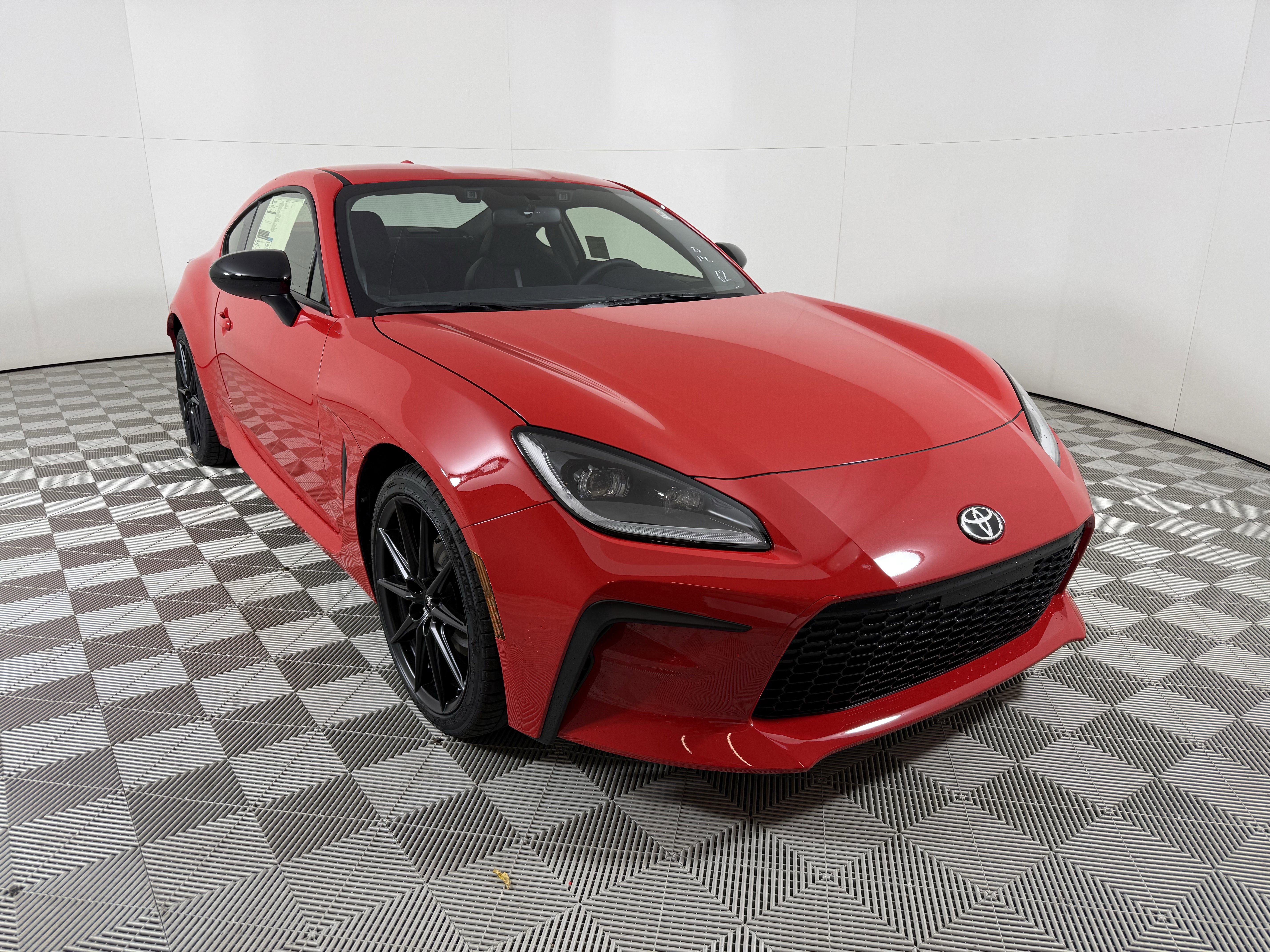 2025 Toyota GR86 Premium's photo