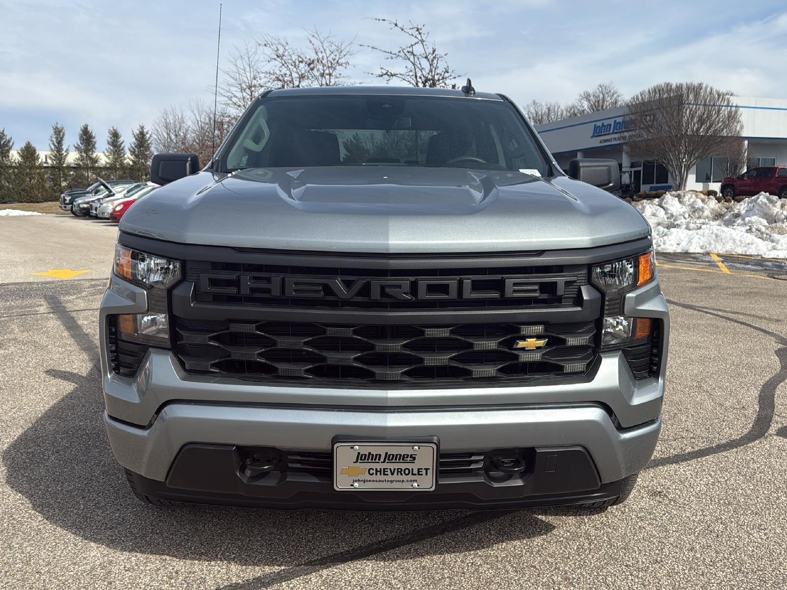 2025 Chevrolet Silverado 1500 Custom photo 13