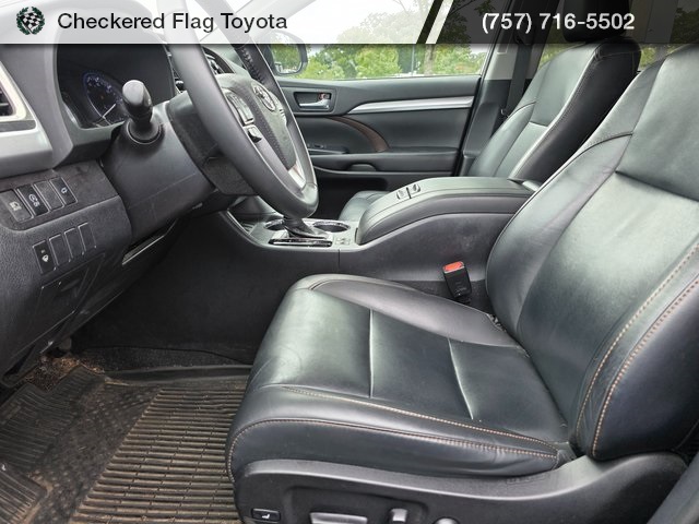 2019 Toyota Highlander XLE photo 6
