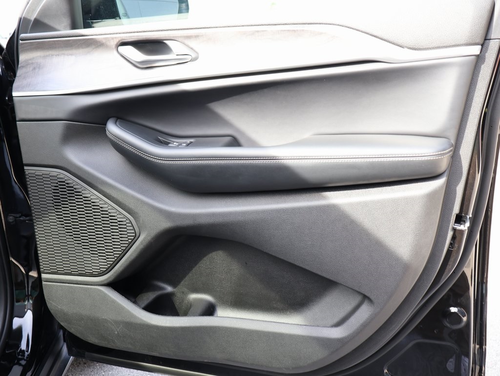 2024 Jeep Grand Cherokee Limited photo 8