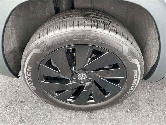 2024 Volkswagen Atlas SE Technology photo 7