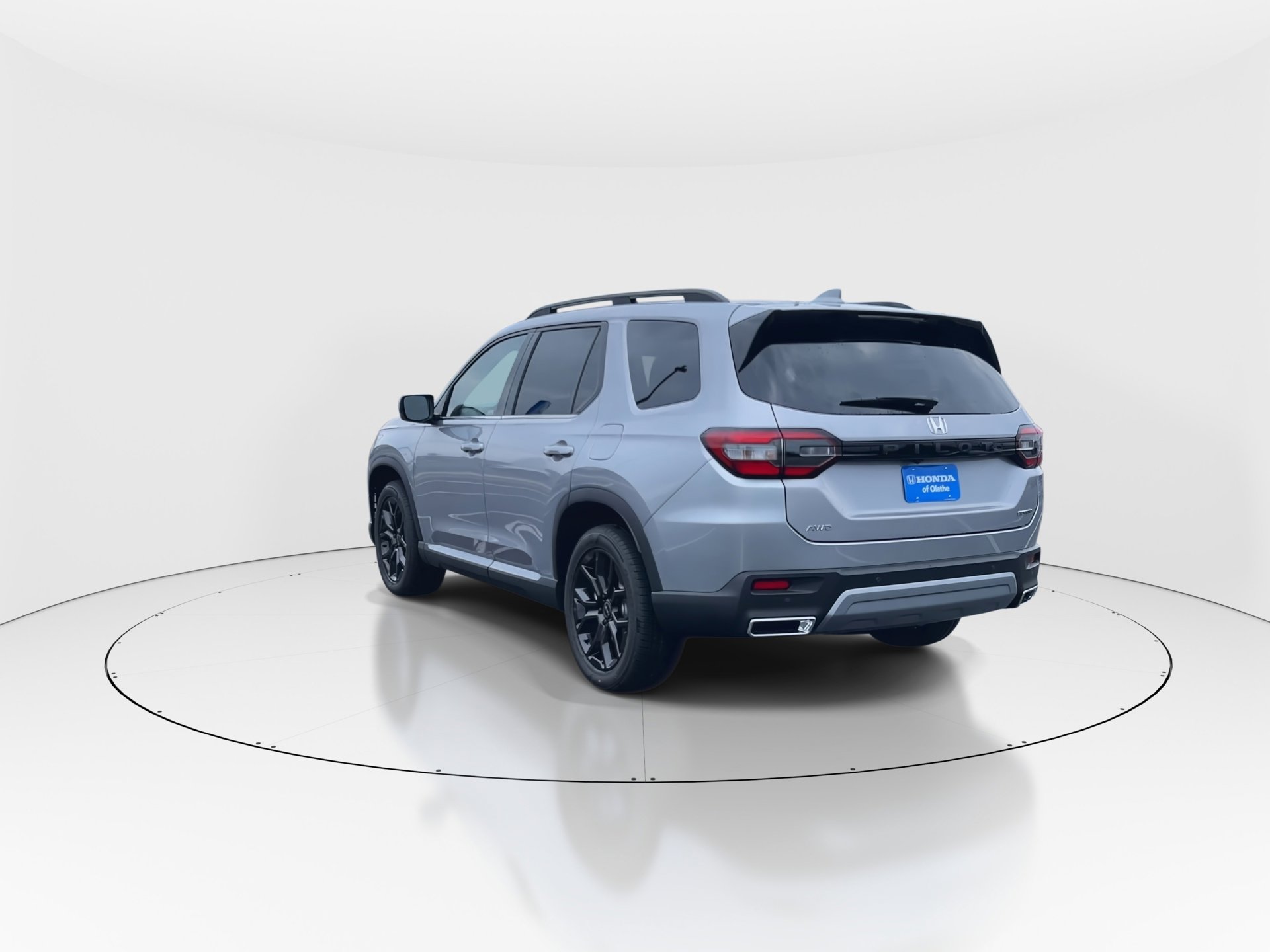 2025 Honda Pilot Touring photo 5