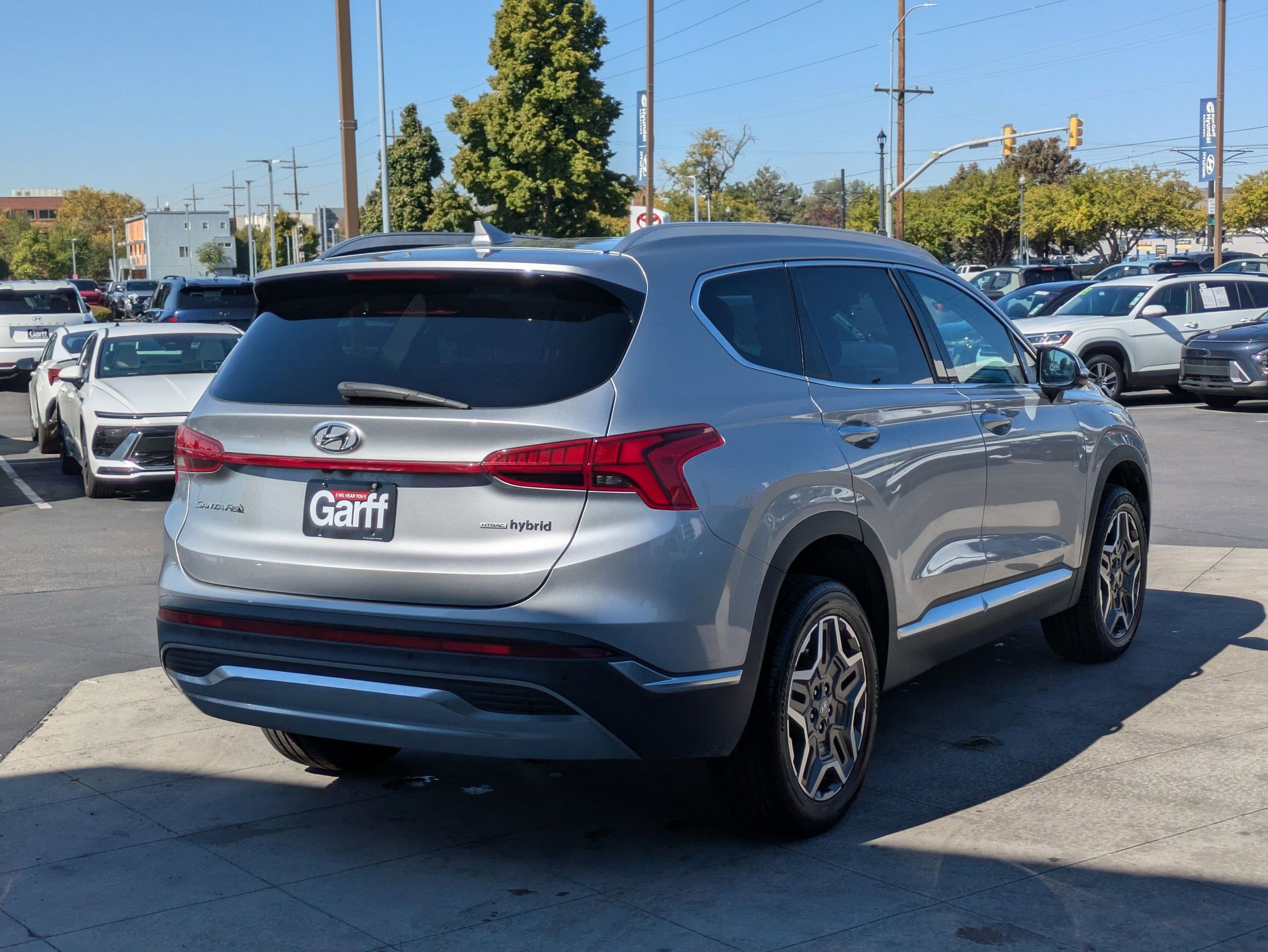 2023 Hyundai Santa Fe SEL Premium photo 2