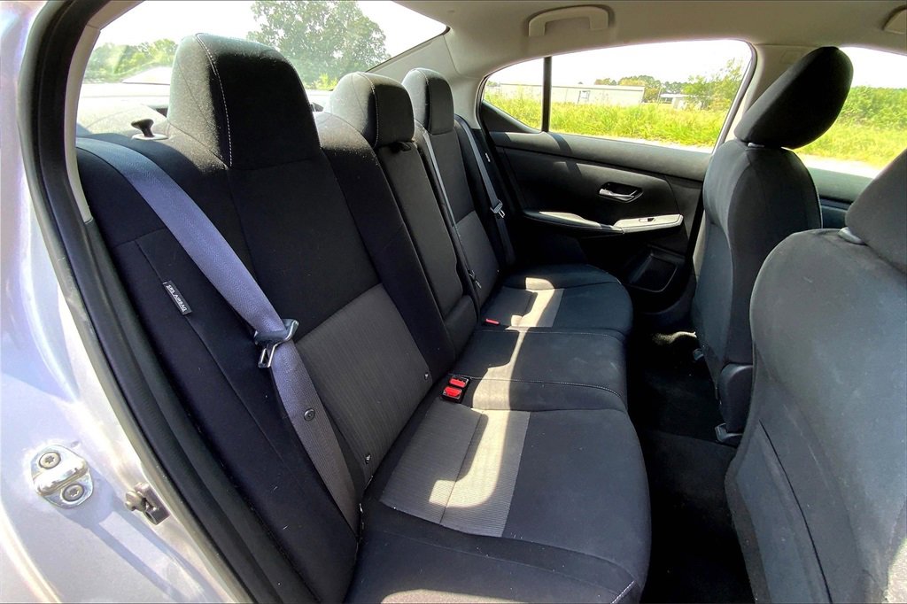 2021 Nissan Sentra SV photo 25