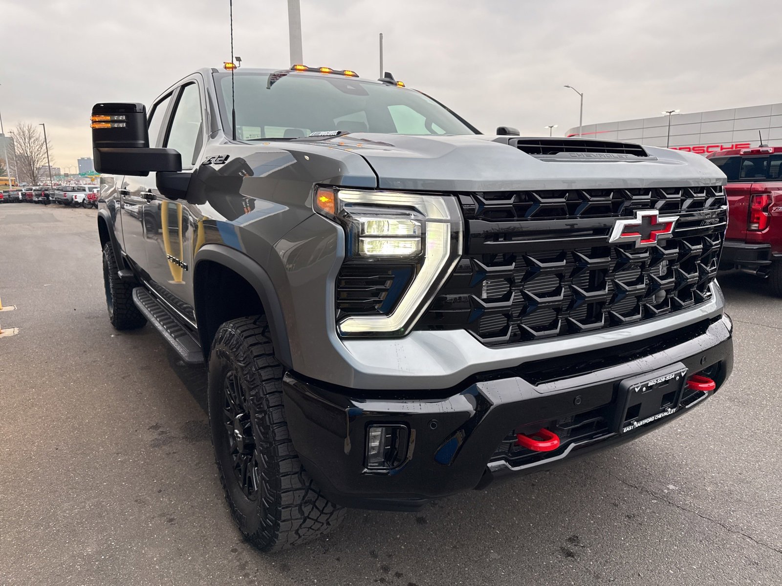 2026 Chevrolet Silverado 2500HD ZR2 photo 4