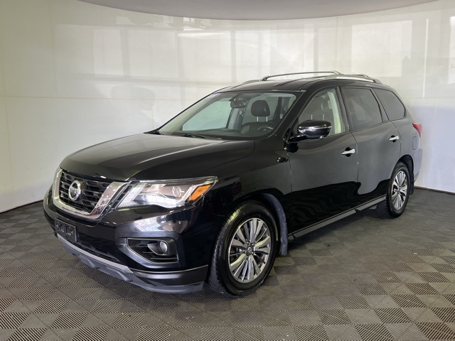2020 Nissan Pathfinder SL photo 3