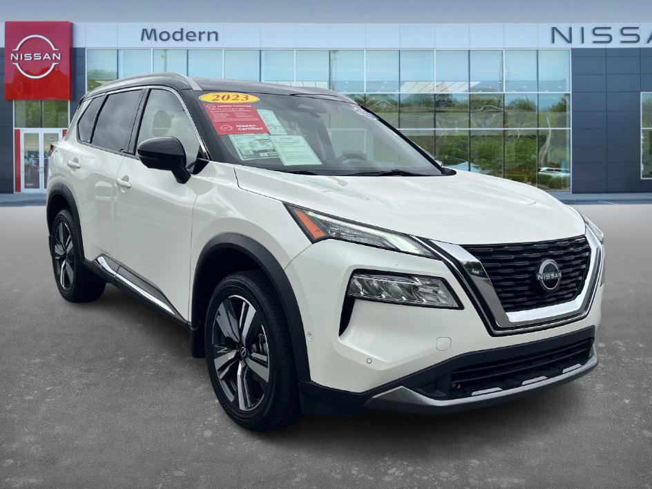 2023 Nissan Rogue SL photo 3