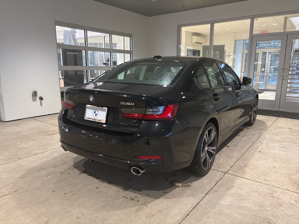 2023 Bmw 330i xDrive Sedan photo 4