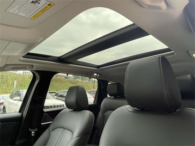 2024 Mazda CX-90 Premium photo 13
