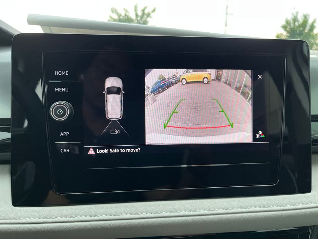 2025 Volkswagen Taos S photo 13
