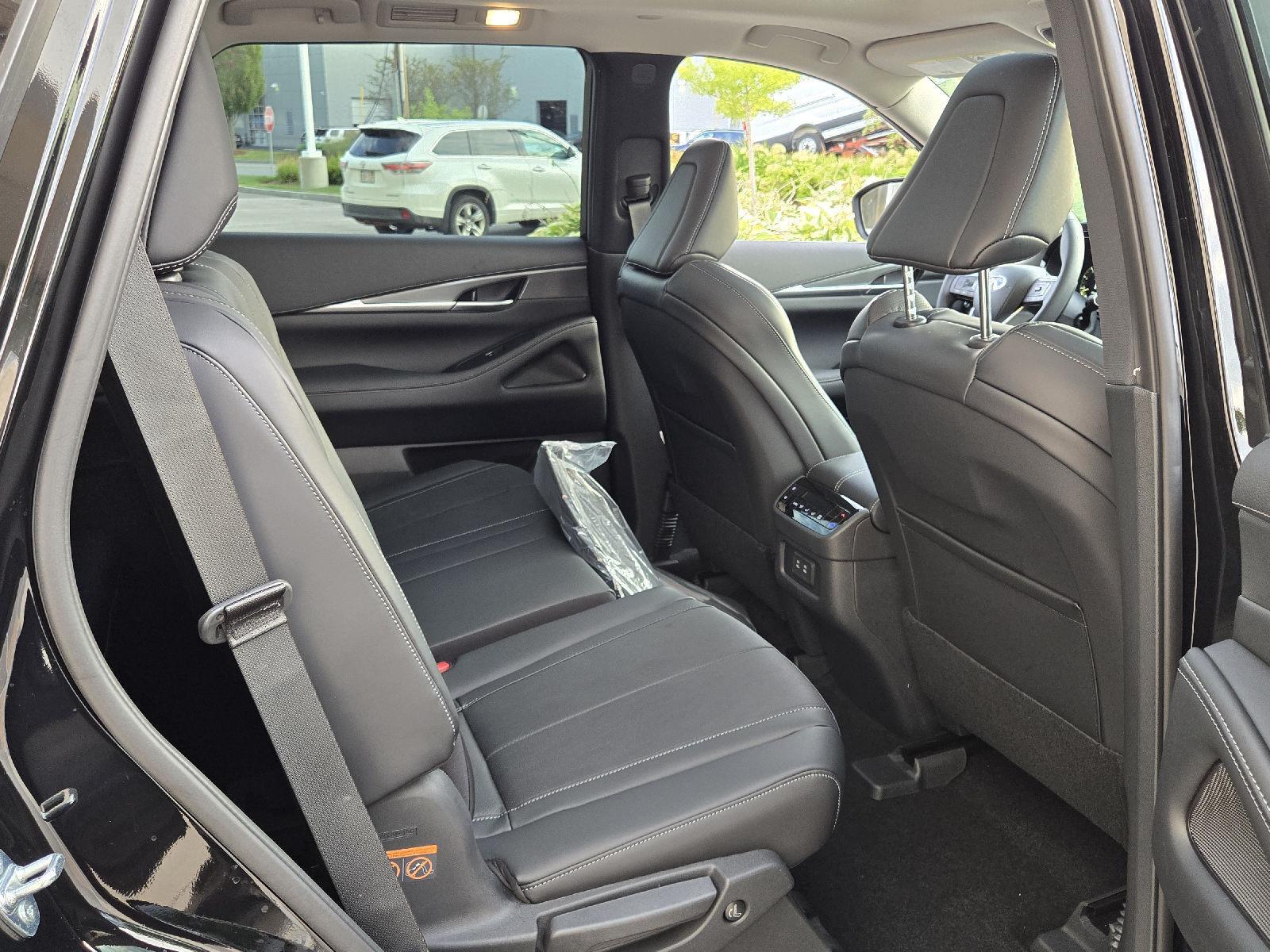 2026 Infiniti QX60 Pure AWD photo 18