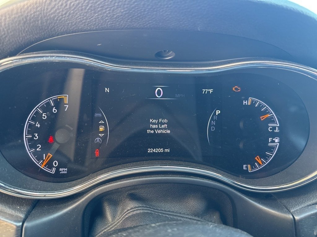 2017 Jeep Grand Cherokee Altitude photo 9