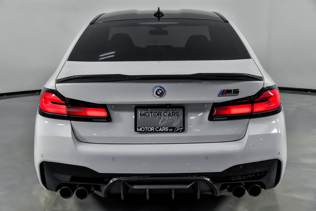 Image of Pre-Owned 2022 BMW M5 Base