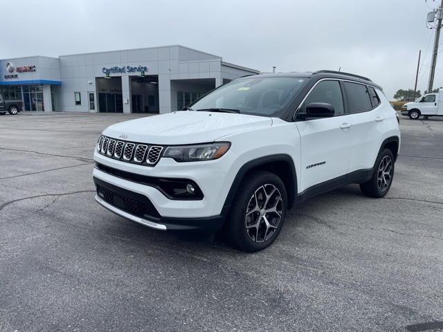 2024 Jeep Compass Limited photo 2