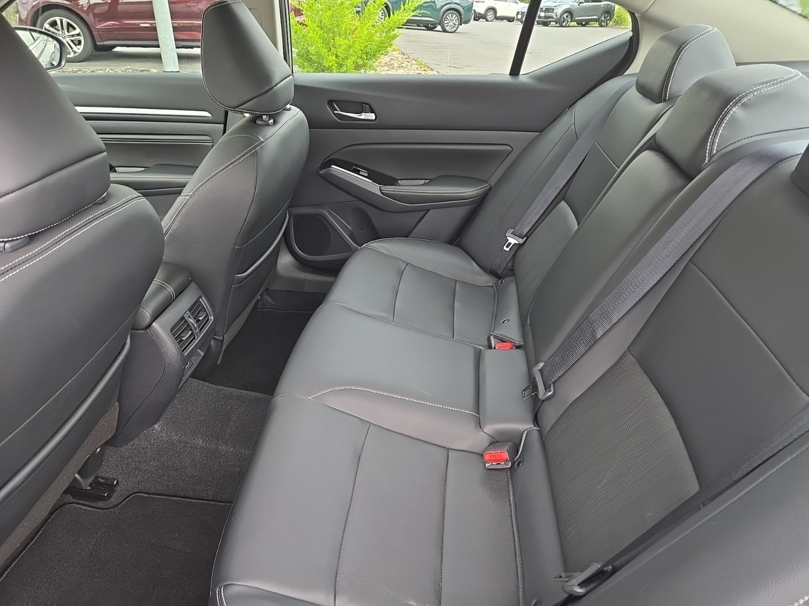 2022 Nissan Altima 2.5 SL photo 12
