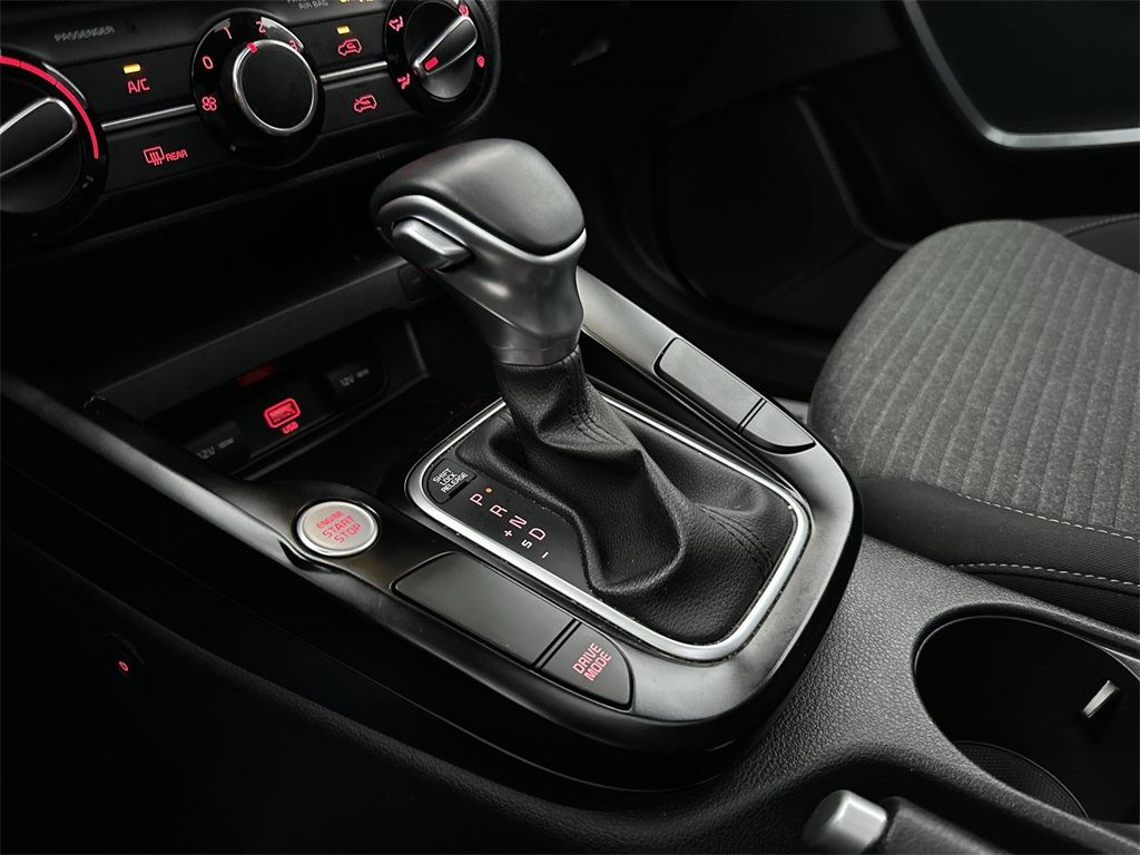 2020 Kia Soul GT-Line photo 19