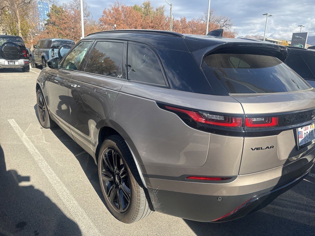 2023 Land Rover Range Rover Velar S photo 4