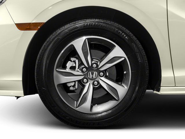 2018 Honda Odyssey Touring photo 10
