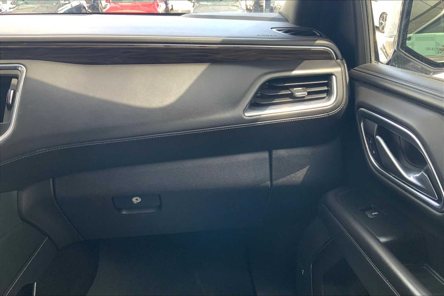 2021 Chevrolet Tahoe LT photo 32