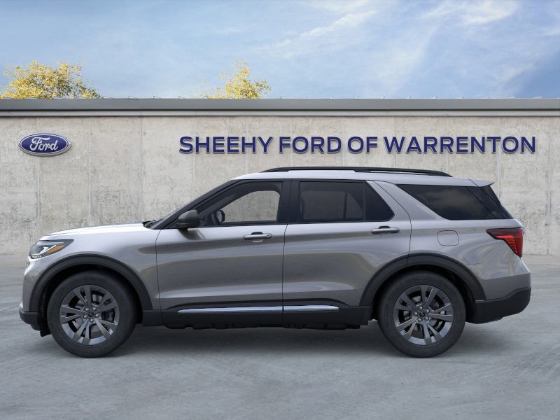 2025 Ford Explorer photo 4