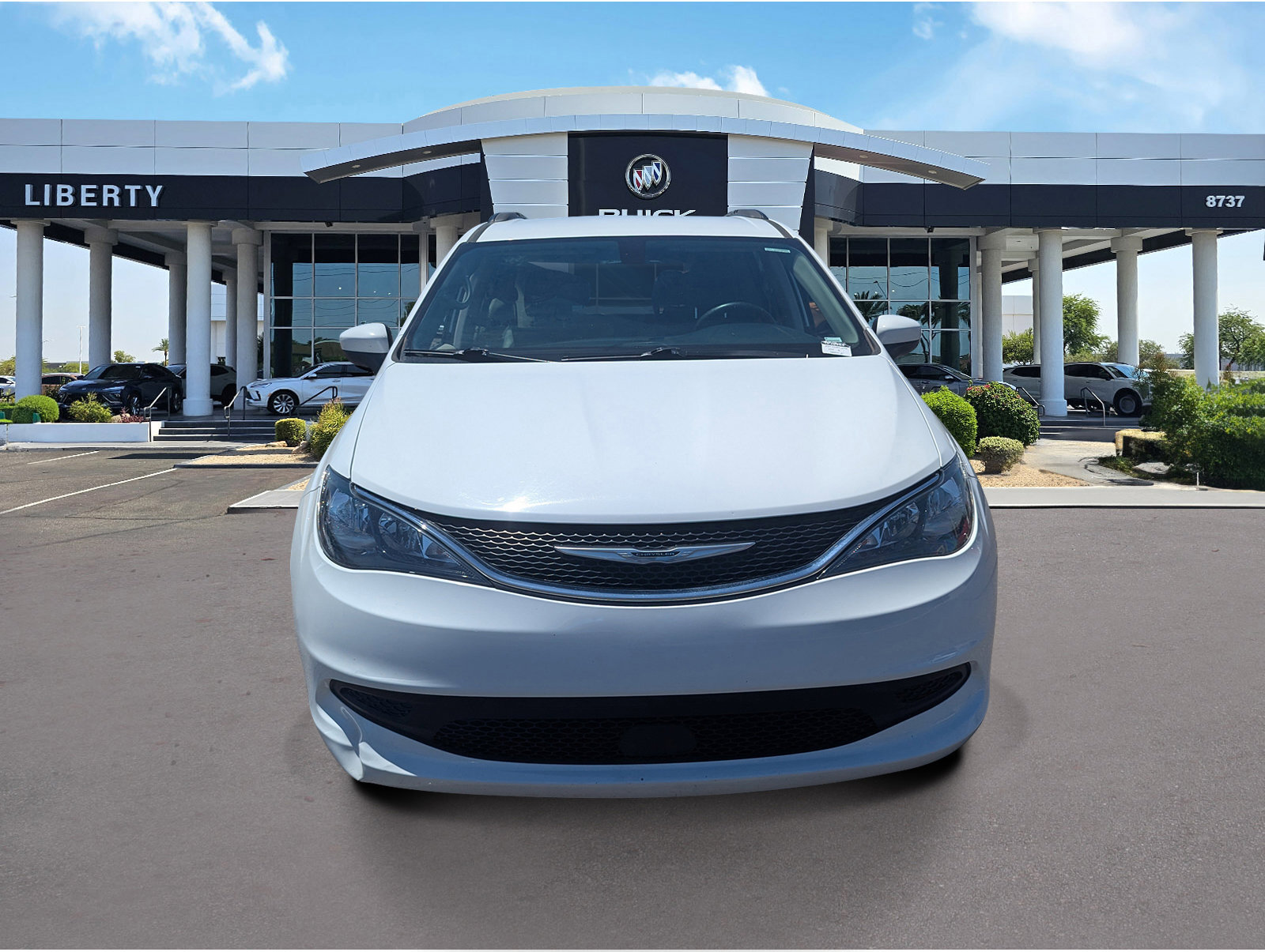2021 Chrysler Voyager LXi photo 6