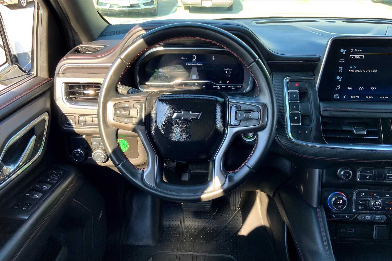 2023 Chevrolet Suburban RST photo 5