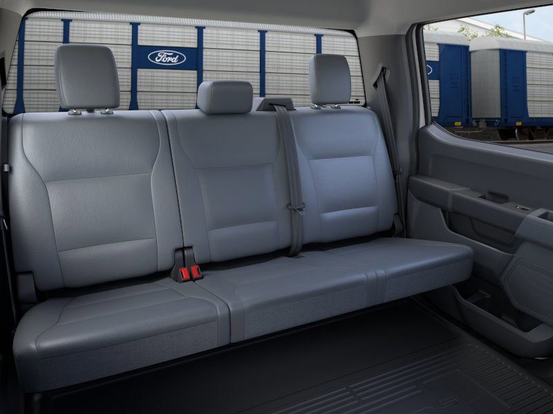 2026 Ford F-450 photo 3