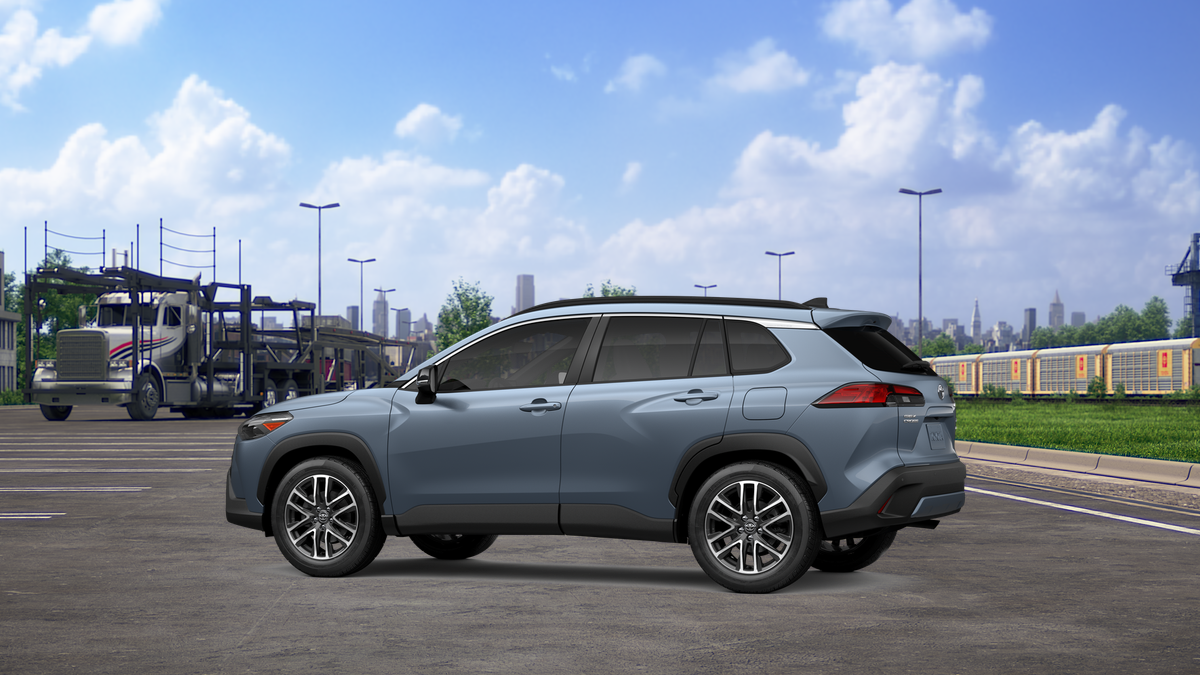 2026 Toyota Corolla Cross XLE photo 2